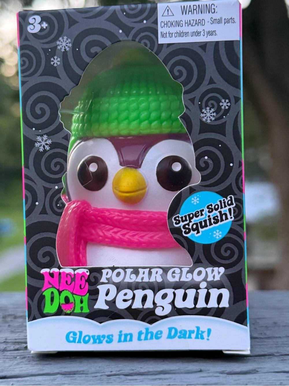 NeeDoh Polar Glow Penguin - Pink & Green Squishy